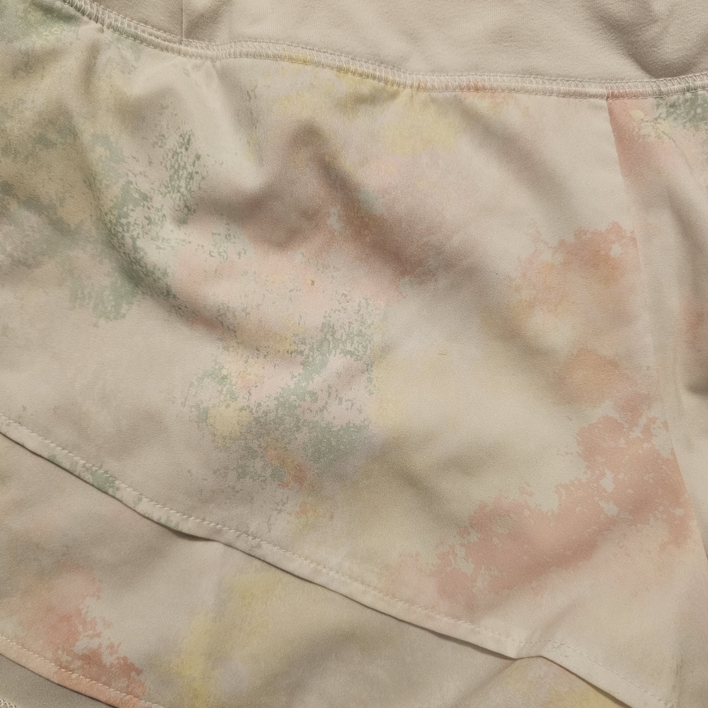 Calia By Carrie Underwood Women's Activewear Pastel Tie-Dye Shorts. Size Medium. - Picture 2 of 6